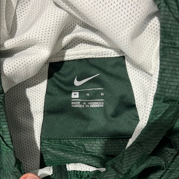 Nike Michigan State Spartans Green Hooded Windbreaker - Picture 3 of 5